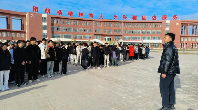 消防安全记心中，紧急疏散显身手