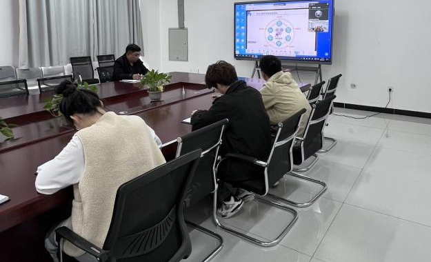 建筑水利系举办教学综合职业能力提升专题讲座
